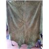 Image 2 : Dyed Large Green Cowhide Estimated 7' x 4'