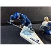Image 3 : Gary Roberts & Mogilny Toronto Maple Leafs Collectors Figures - As Is