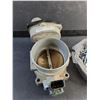 Image 2 : Ford Throttle Body, Screws