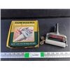 Image 1 : Vintage Townsend Fish Skinner-NOS