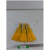 Image 1 : (3) Whisk Brooms