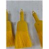 Image 3 : (3) Whisk Brooms
