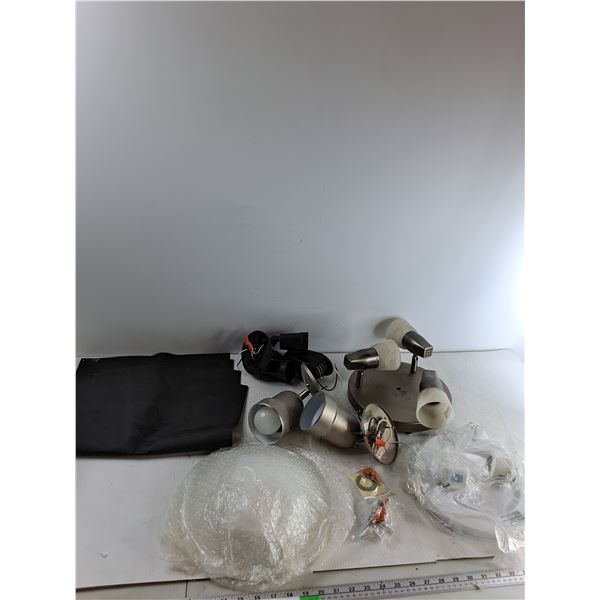 Security Lights, Mats, (4) Lights - As Is CANNOT SHIP