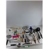 Image 1 : (10) Knifes, (2) Tongs, (2) Spatulas, Misc - As Is