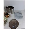 Image 3 : (2) Plates, (2) Candle Holders, Vase, Misc - As Is