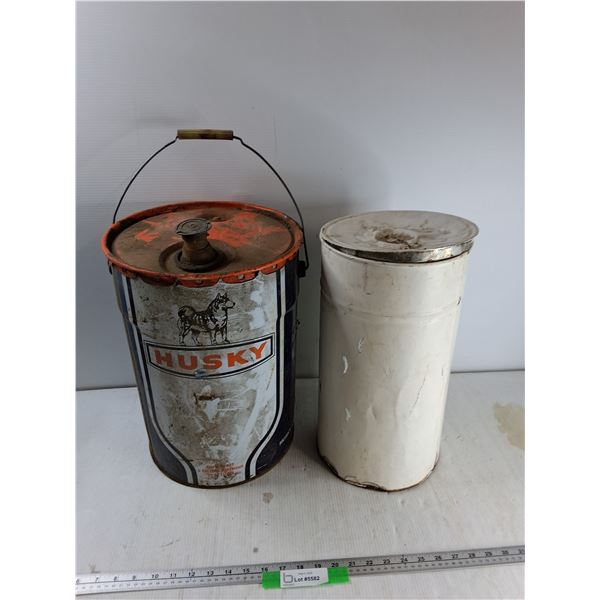Husky Can, White Flour Bin - As Is  -  PICK UP ONLY