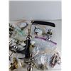 Image 3 : Assorted Doorknobs, (2) Flexible Connectors, Assorted Screws, Misc - As Is
