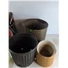 Image 3 : (2) Way Pump, (5) Planter Pots - As Is, Pickup Preferred