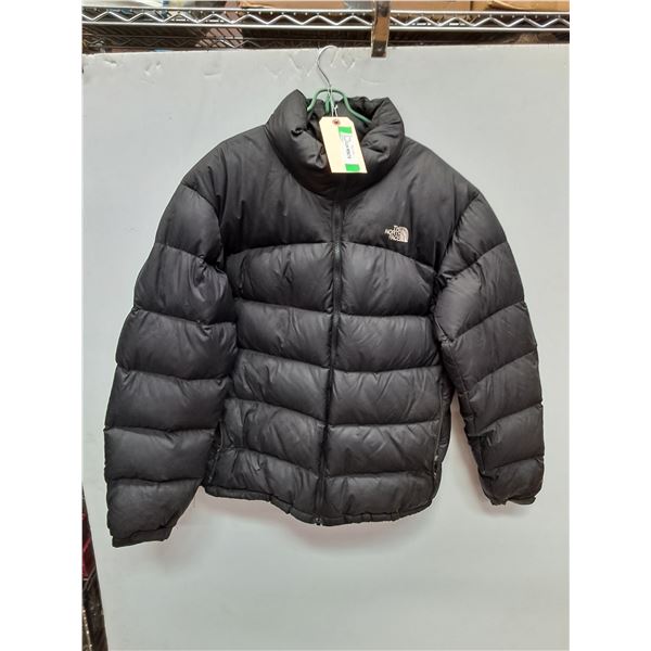 *The North Face 700 Winter Puffer Jacket - Size XL