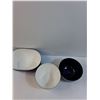 Image 3 : (3) Metal Enameled Mixing Bowls - Assorted Sizes