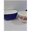Image 4 : (3) Metal Enameled Mixing Bowls - Assorted Sizes