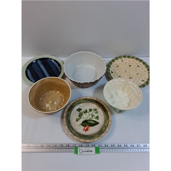 (3) Ceramic Baking Pans & (3) Ceramic Plates