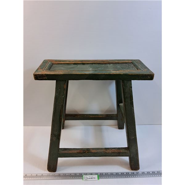 * Custom Built Green Sitting Bench - 19" x 18" x 13"  - PREFERRED PICK-UP