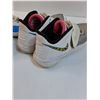Image 5 : (2) Childrens Nike Shoes: Size 5.5 & 12c