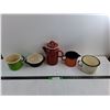 Image 1 : (4) Various Enamel Ware, 9″ Tall Ceramic Kettle