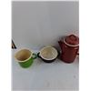 Image 2 : (4) Various Enamel Ware, 9″ Tall Ceramic Kettle
