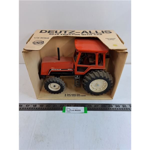 ERTL Deutz-Allis Die-Cast 1/16 Replica 8010 Tractor