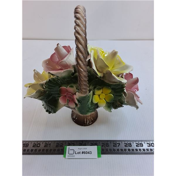 Capodimonte Italian Porcelain "Flower Basket" Table Ornament