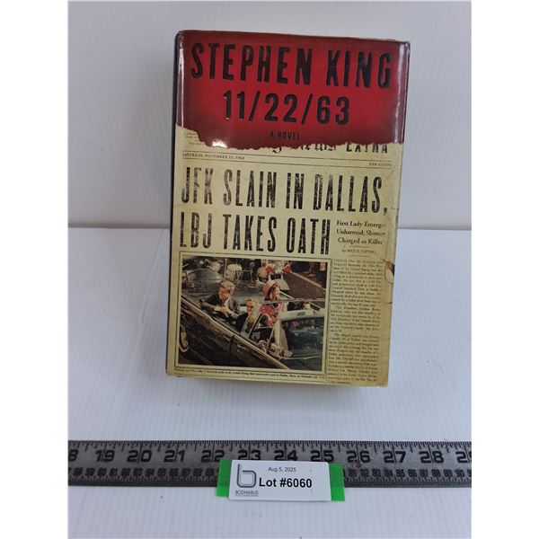 Stephen King 11/22/63 - Hard Cover Novel