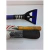 Image 2 : (2) Umbrellas, Extendable Snow Brush  -  PICK UP