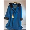Image 1 : * Vintage Royal Emblem Woman's Blue Wool/Fur Trim Winter Coat - Approx M - L Size