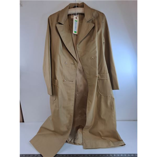 * Vintage Nicolini "Misty Harbour" Woman's Spring/Fall Full Length Beige Coat - Approx Size Large