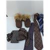 Image 2 : (8) Various Ties And Pair Of Mittens