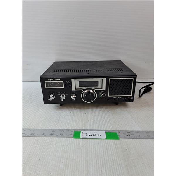 Realistic DX-100 Radio- 11.5" x 8.5" x 4"- Tested