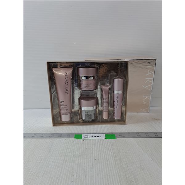 Mary Kay Skincare- NIB