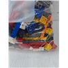 Image 4 : Variety Pieces Of Lego