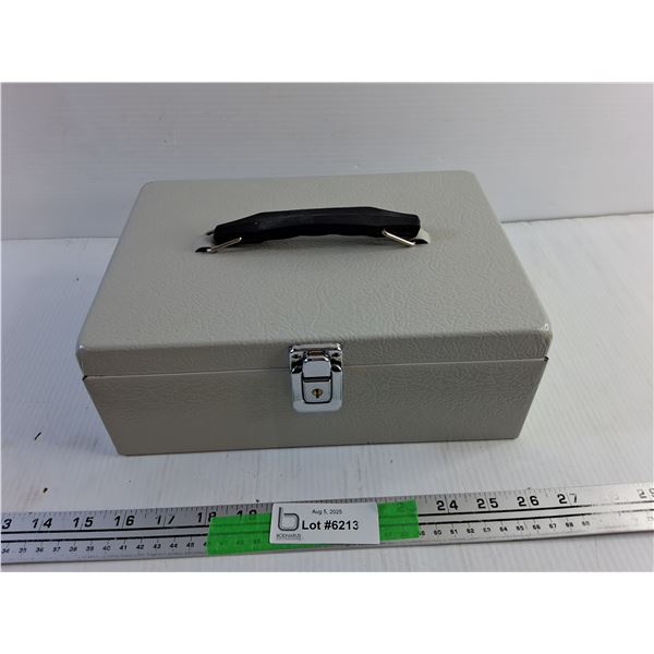 Metal Cash Box with Lock 11" x 8" x 4", Missing Key