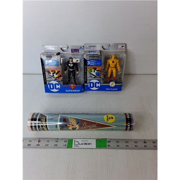 DC Lot- Superman, The Flash, Supergirl Pennant- Appear Sealed