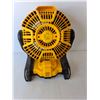 Image 2 : Dewalt Floor Fan- No Battery, Consigner States Working