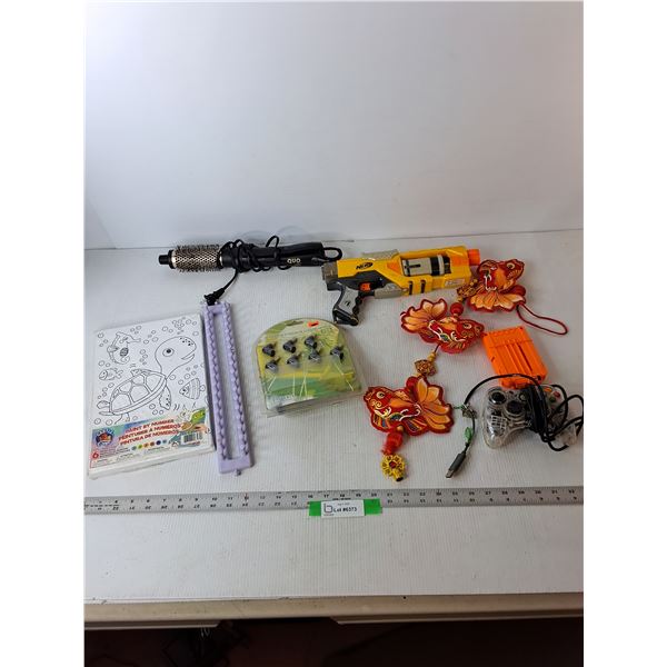 Nerf Blaster, Universal Laptop Adapter, Quo Hair Curler