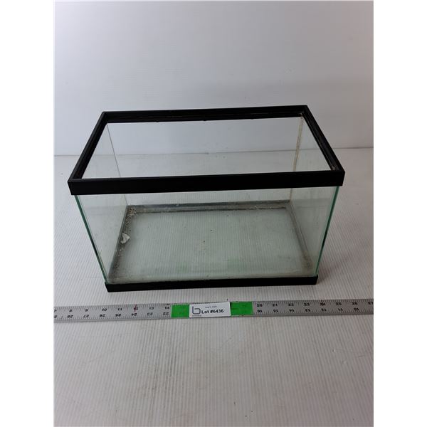 Glass Aquarium 14" x 8.5" x 8"- As Is