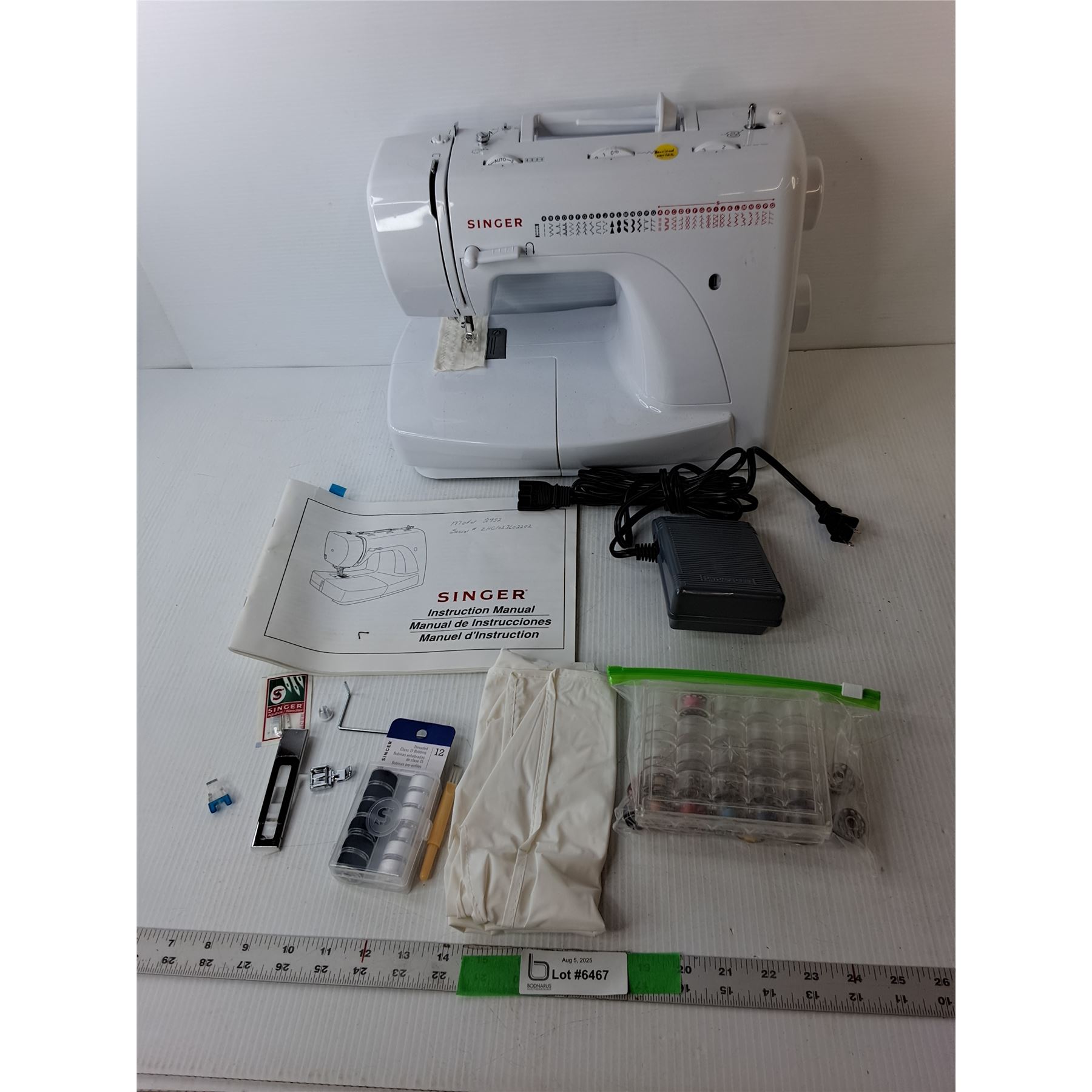 Singer 2932 Sewing Machine with Pedal, Manual & Supplies- Powers on ...