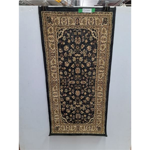 Rug 45" x 23"