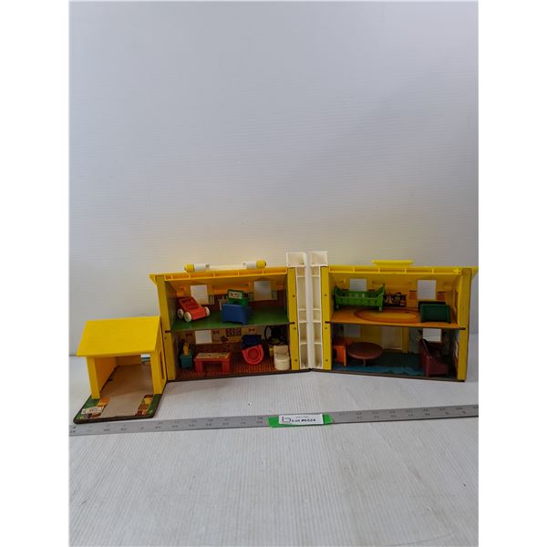 Fisher Price Play Family House