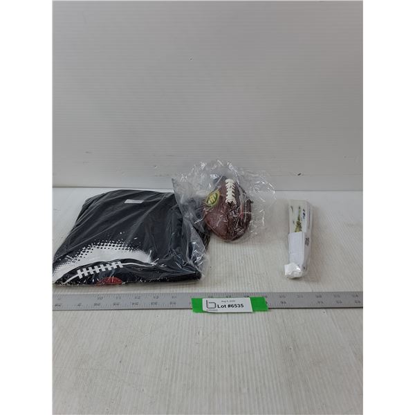 Mini Football, T-Shirt (Size L), Hand Powered Fan