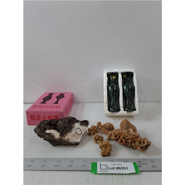 (2) Mini Vases & (2) Rocks