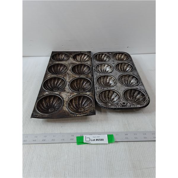 1940s Muffin Tins
