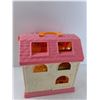 Image 3 : Little People Playhouse - As Is