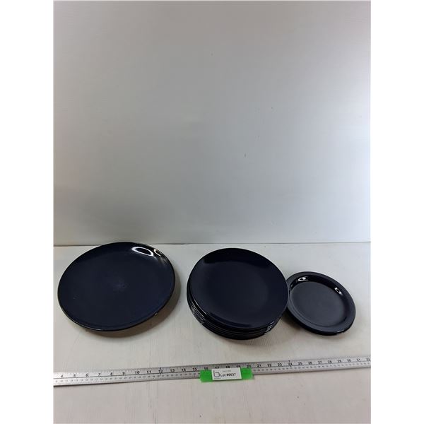 Serving Plate, (6) Plates, (2) Dessert Plates - As Is