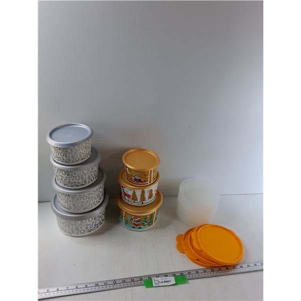 (11) Tupperware Containers