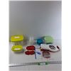 Image 1 : (2) Tupperware Containers, (4) Tupperware Jello Molds, Tupperware Time Saver Slice & Dice - As Is