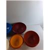Image 4 : (12) Bowls, Strainer, Lid