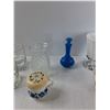 Image 4 : (4) Glasses, (2) Vases, Decanter, Misc