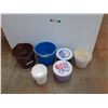 Image 1 : Various Plastic Buckets