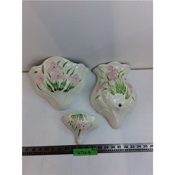 Set of 3 Ceramic Wall Mount Flower Pots