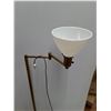 Image 2 : * Vintage Metal Adjustable Floor Lamp - Tested - 56" Tall - Pickup Only